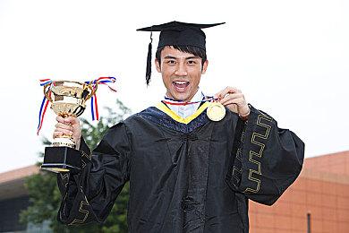 《龙珠：电光火石0》ESRB评级变化 移除血腥标签添加游戏内购